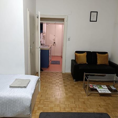 Wohnung In Der Naehe Wiener Stadthalle Und Zentrum 9 Extérieur photo