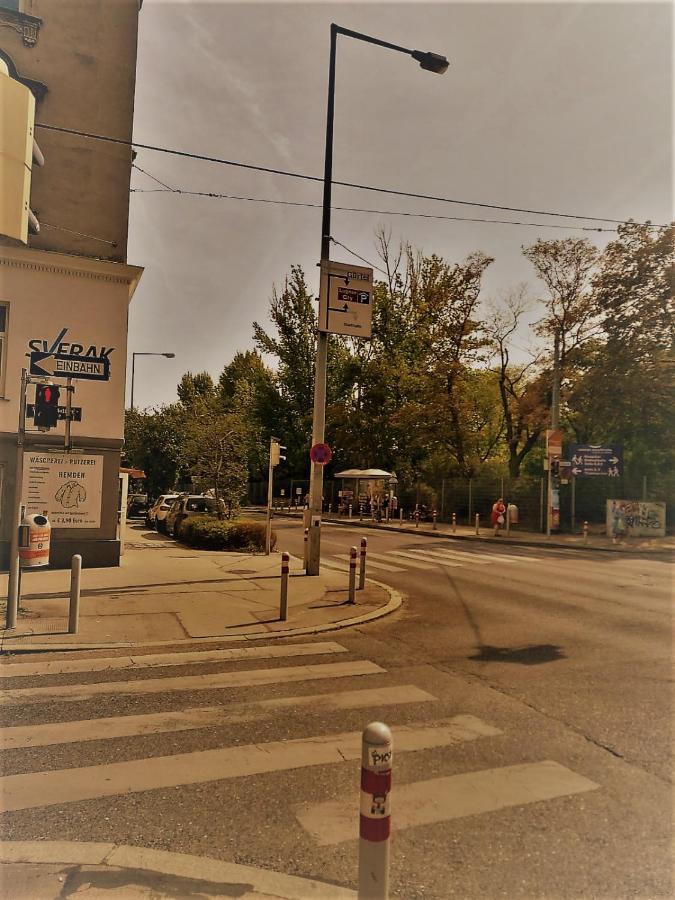 Wohnung In Der Naehe Wiener Stadthalle Und Zentrum 9 Extérieur photo