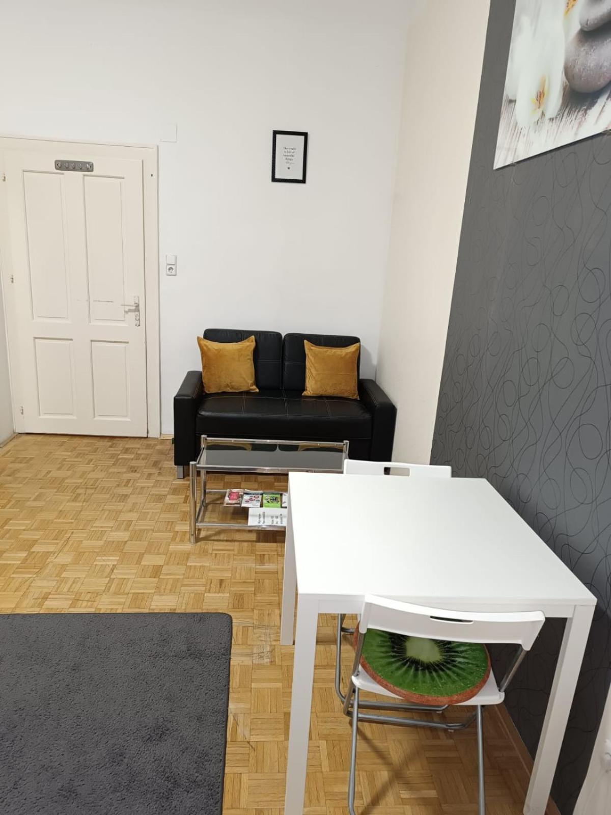 Wohnung In Der Naehe Wiener Stadthalle Und Zentrum 9 Extérieur photo