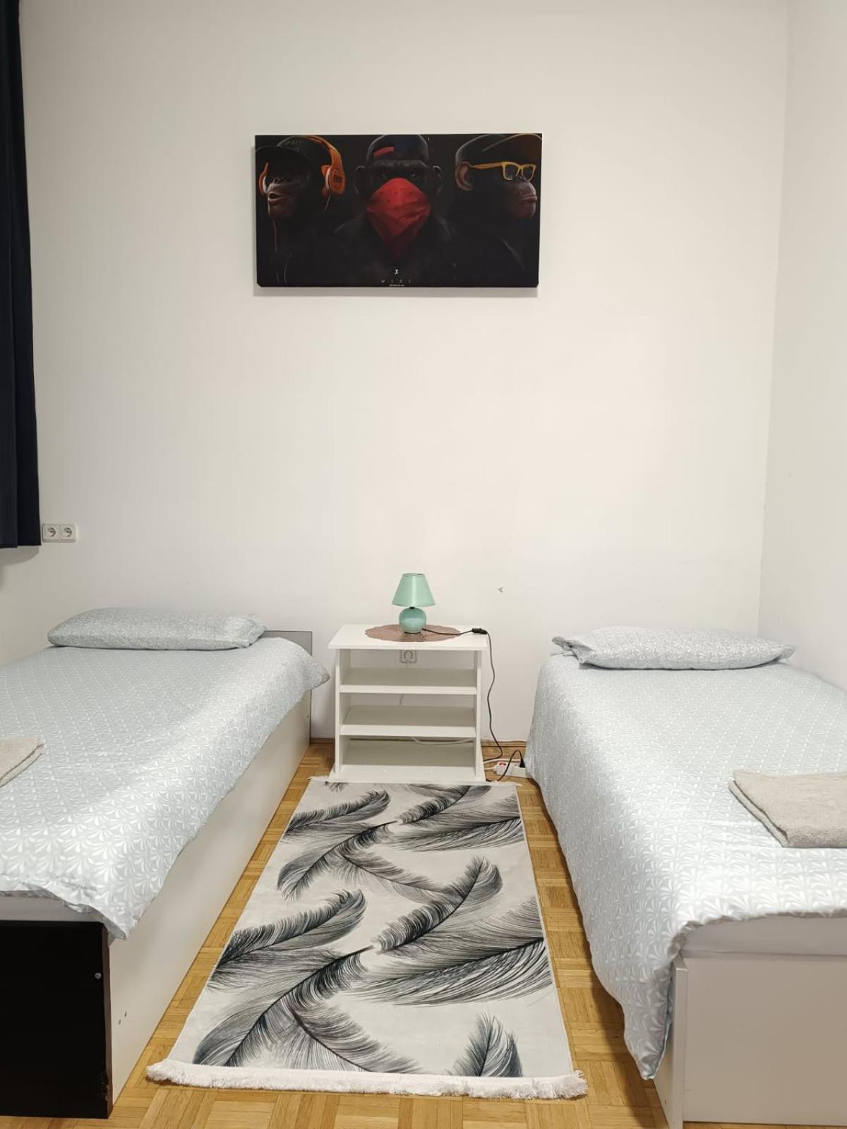 Wohnung In Der Naehe Wiener Stadthalle Und Zentrum 9 Extérieur photo