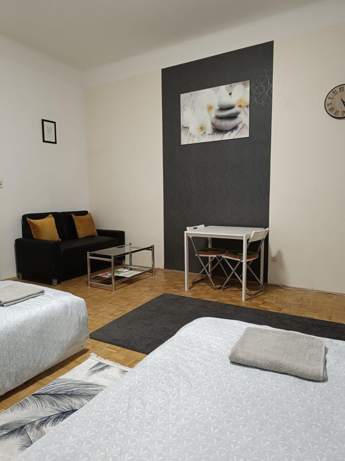 Wohnung In Der Naehe Wiener Stadthalle Und Zentrum 9 Extérieur photo